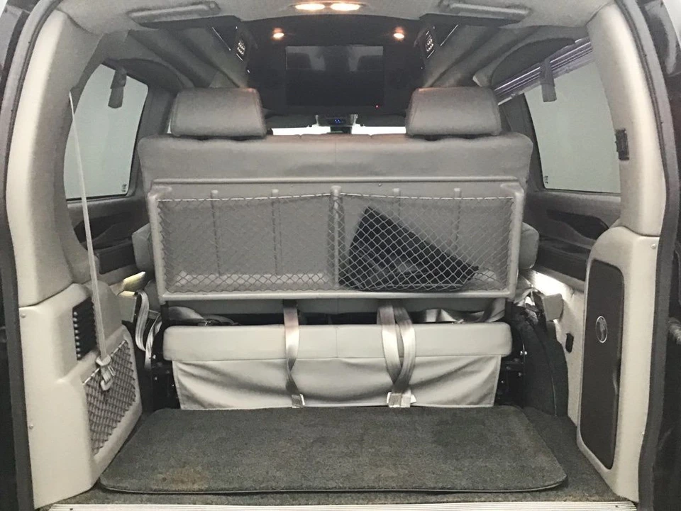 2020 Chevrolet Express - Image 7 of 12
