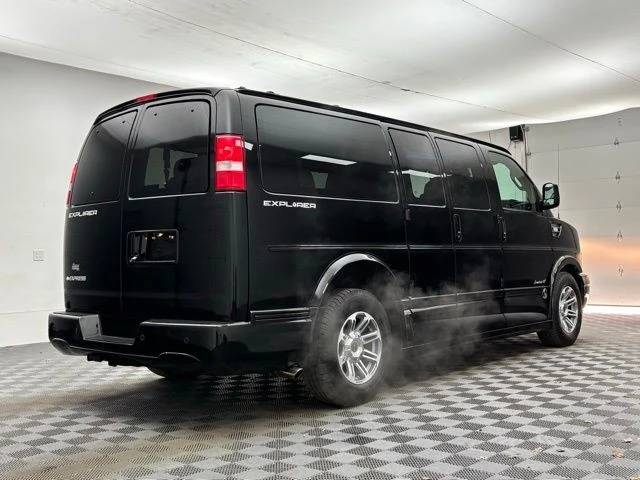 2020 Chevrolet Express - Image 8 of 12