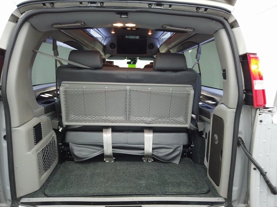 2020 Chevrolet Express - Image 7 of 12
