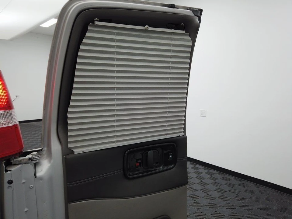 2020 Chevrolet Express - Image 11 of 12