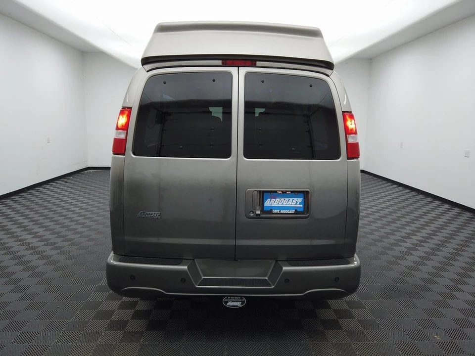 2020 Chevrolet Express - Image 4 of 12