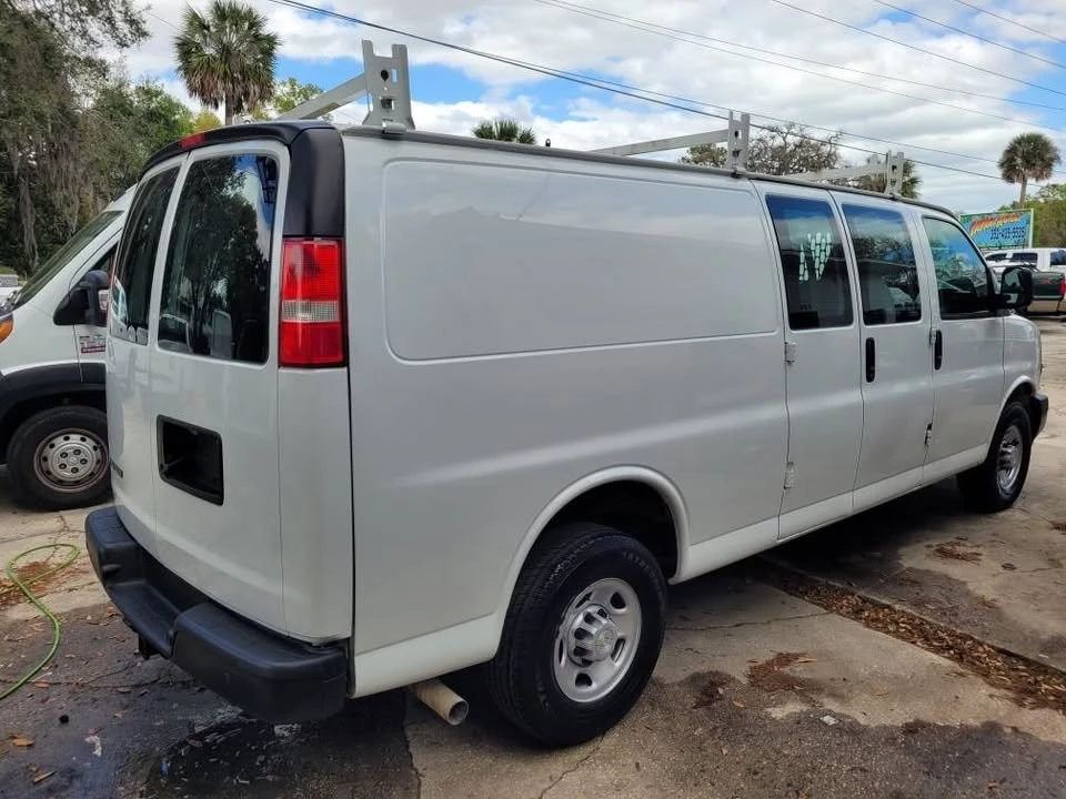 2020 Chevrolet Express - Image 4 of 11