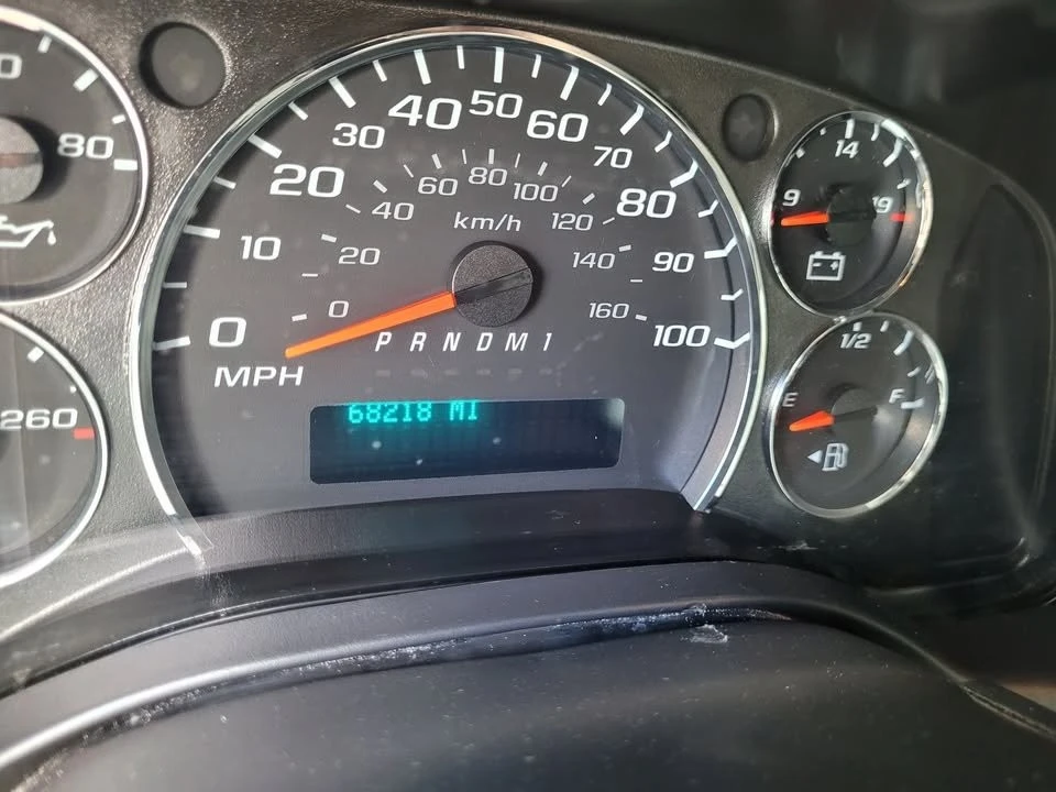 2020 Chevrolet Express - Image 10 of 11