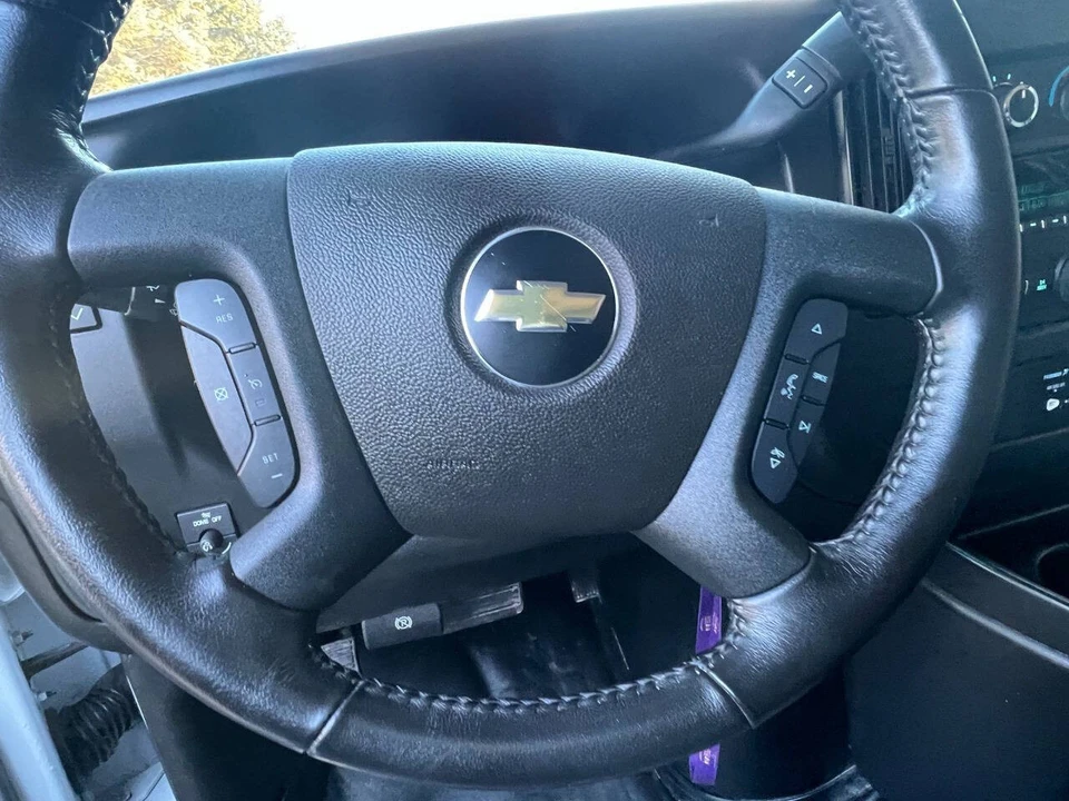 2020 Chevrolet Express - Image 19 of 21