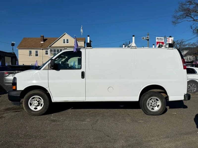2020 Chevrolet Express - Image 7 of 12