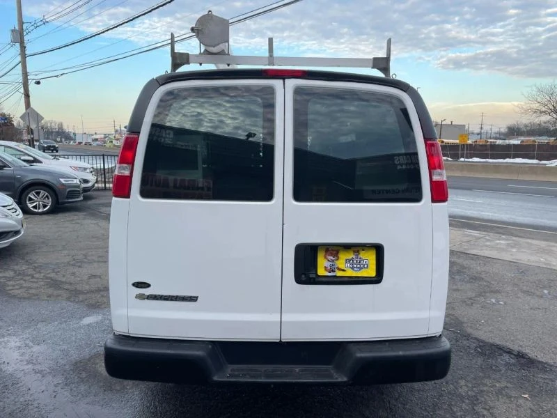 2020 Chevrolet Express - Image 6 of 12
