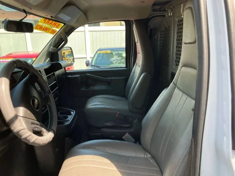 2020 Chevrolet Express - Image 7 of 12