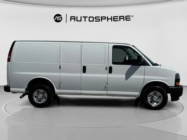2020 Chevrolet Express - Image 11 of 21