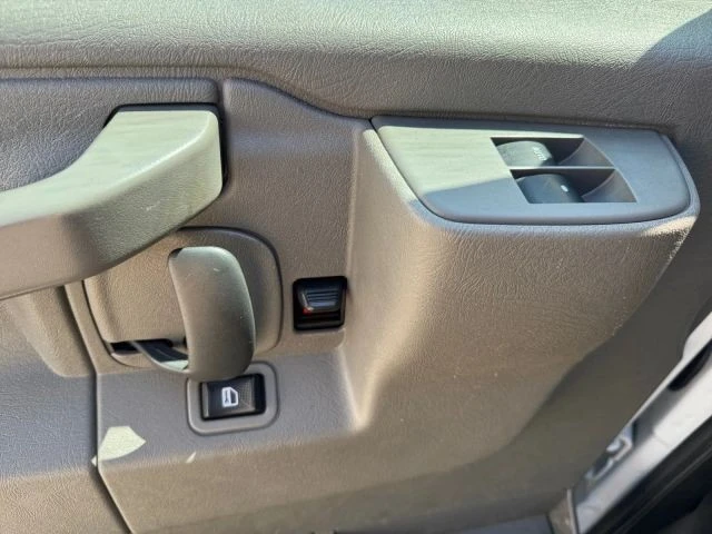 2020 Chevrolet Express - Image 15 of 21