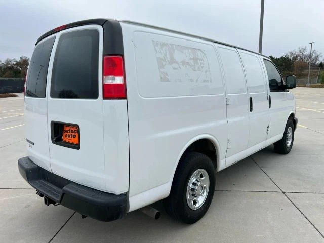 2020 Chevrolet Express - Image 7 of 16