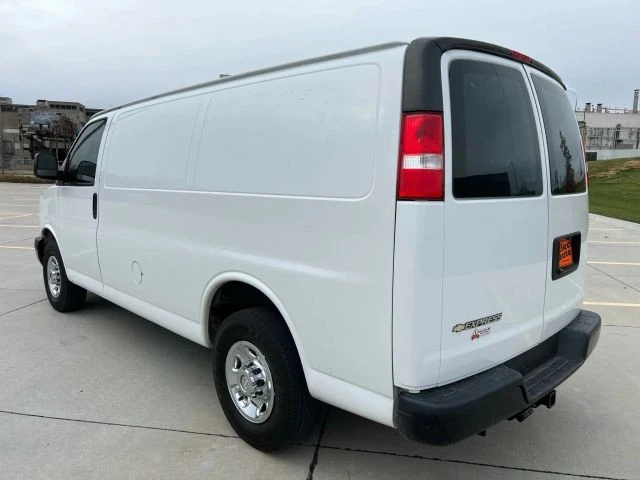 2020 Chevrolet Express - Image 8 of 16