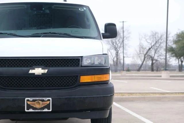 2020 Chevrolet Express - Image 6 of 21