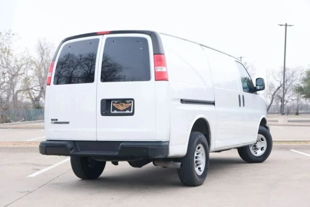2020 Chevrolet Express - Image 16 of 21