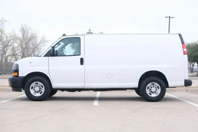 2020 Chevrolet Express - Image 10 of 21