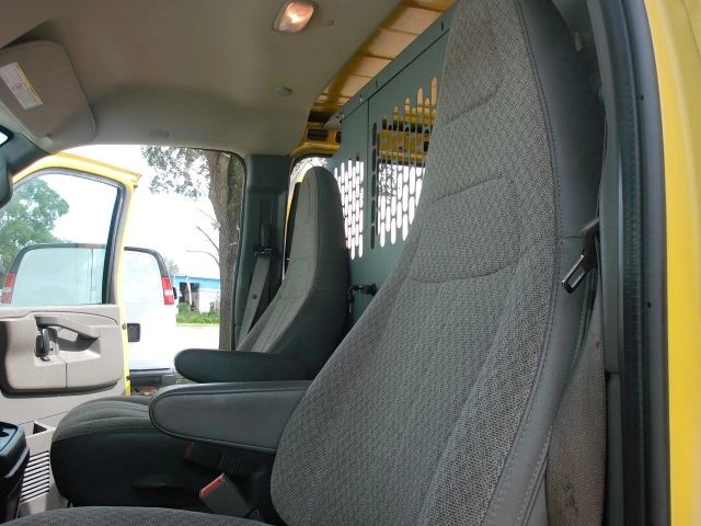 2020 Chevrolet Express - Image 14 of 21