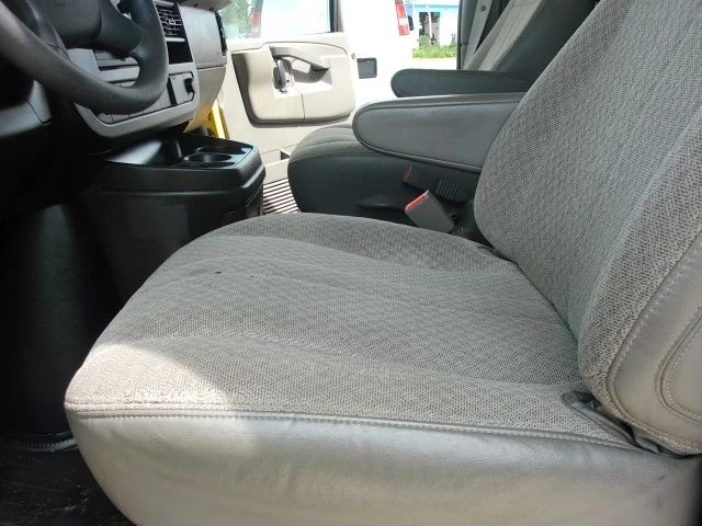 2020 Chevrolet Express - Image 15 of 21
