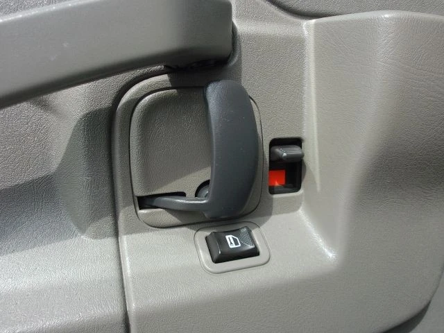 2020 Chevrolet Express - Image 12 of 21