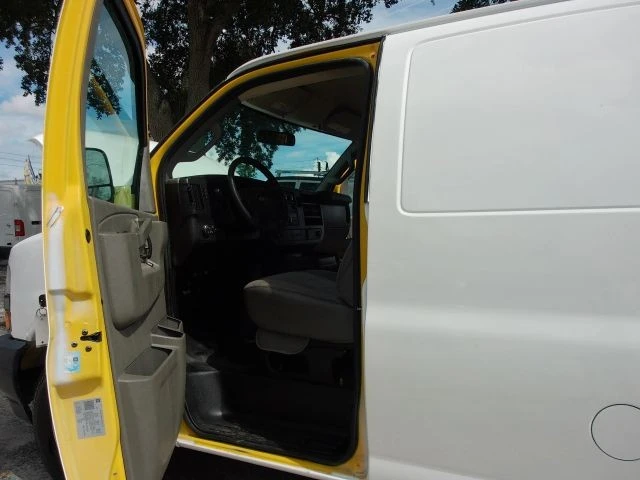 2020 Chevrolet Express - Image 10 of 21