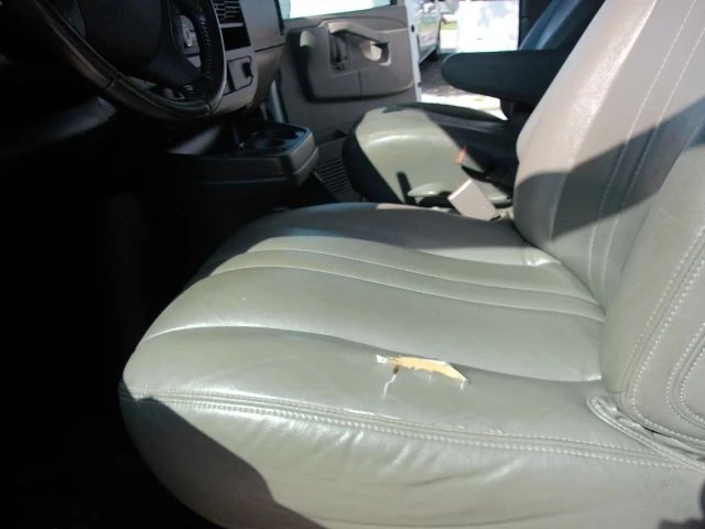 2020 Chevrolet Express - Image 13 of 21