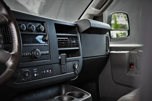 2020 Chevrolet Express - Image 8 of 13