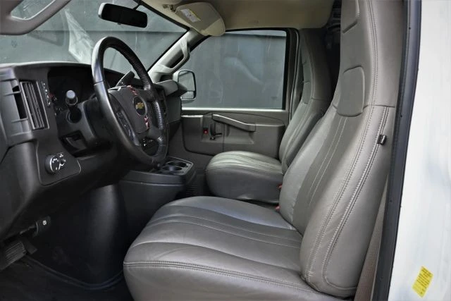 2020 Chevrolet Express - Image 9 of 13