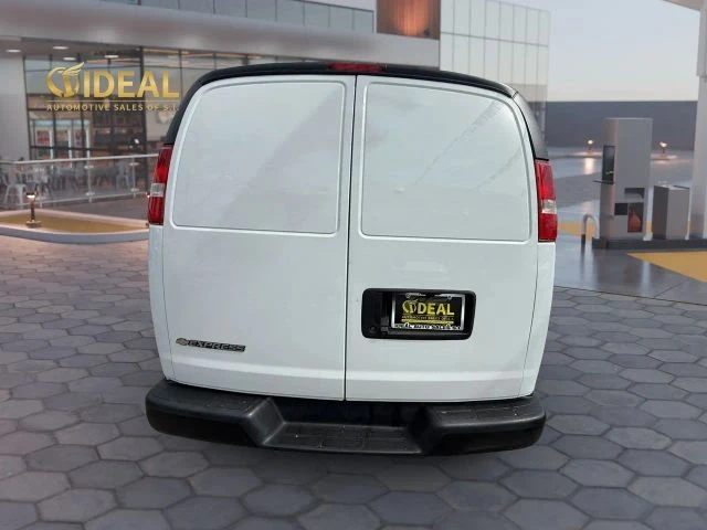 2020 Chevrolet Express - Image 4 of 21