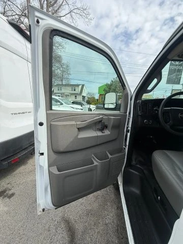 2020 Chevrolet Express - Image 9 of 21