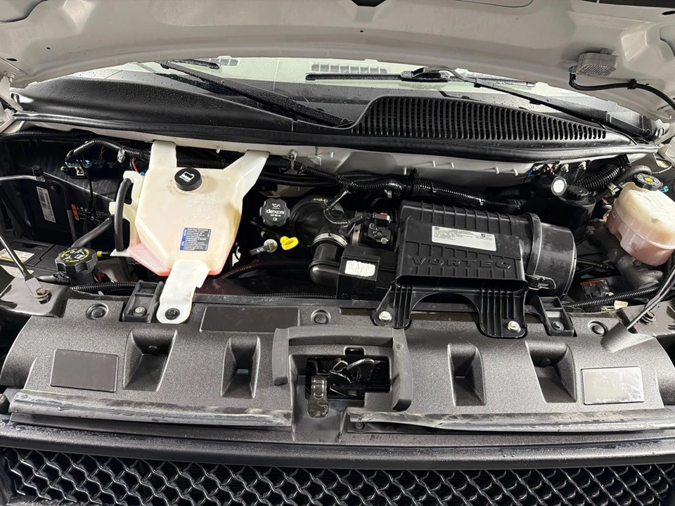 2020 Chevrolet Express - Image 21 of 21