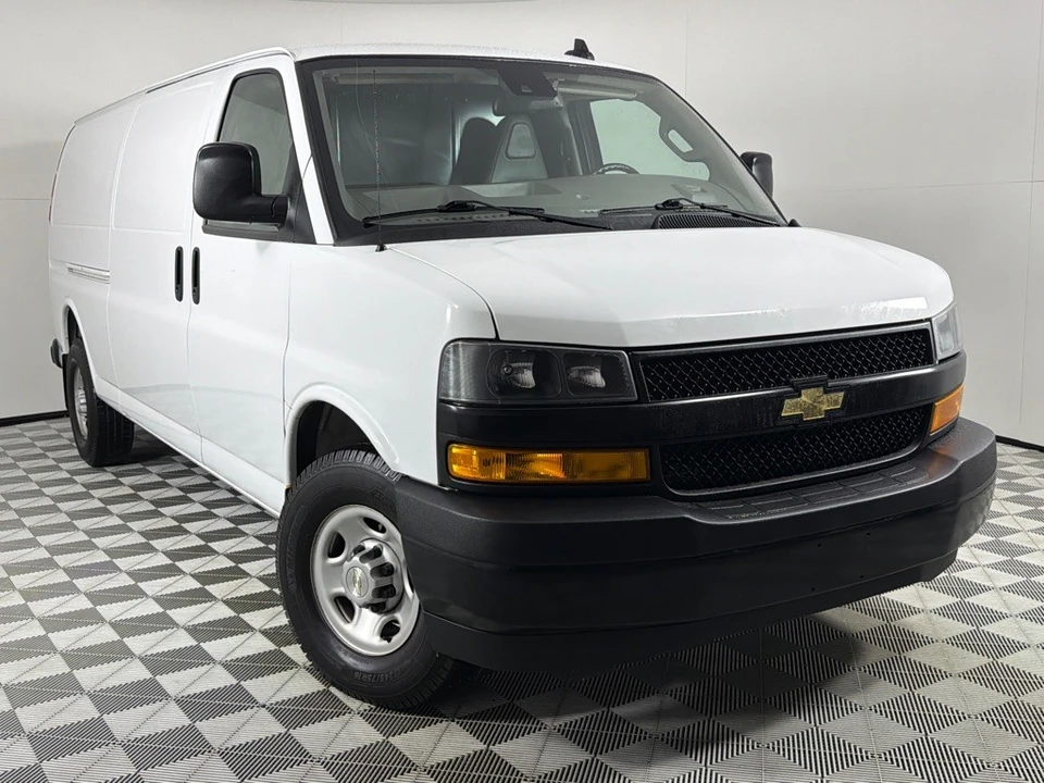 2020 Chevrolet Express - Image 2 of 21