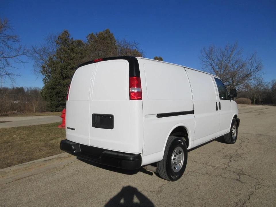 2020 Chevrolet Express - Image 3 of 21