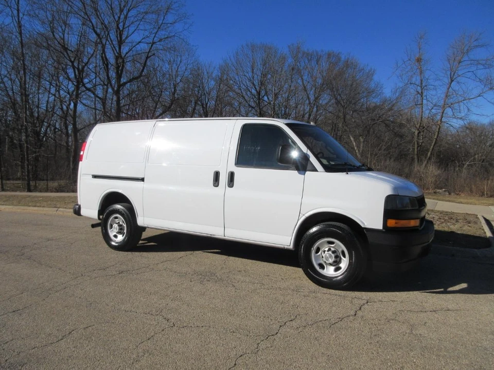 2020 Chevrolet Express - Image 4 of 21