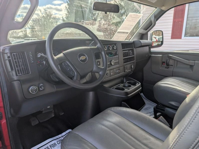 2020 Chevrolet Express - Image 10 of 12