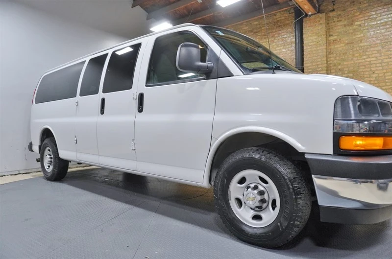 2020 Chevrolet Express - Image 8 of 12