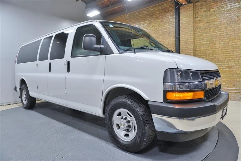 2020 Chevrolet Express - Image 6 of 12