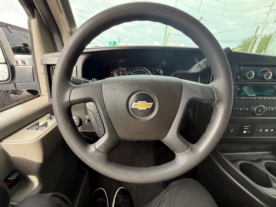 2020 Chevrolet Express - Image 12 of 21