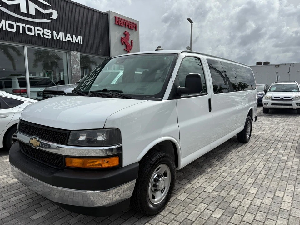 2020 Chevrolet Express - Image 4 of 21