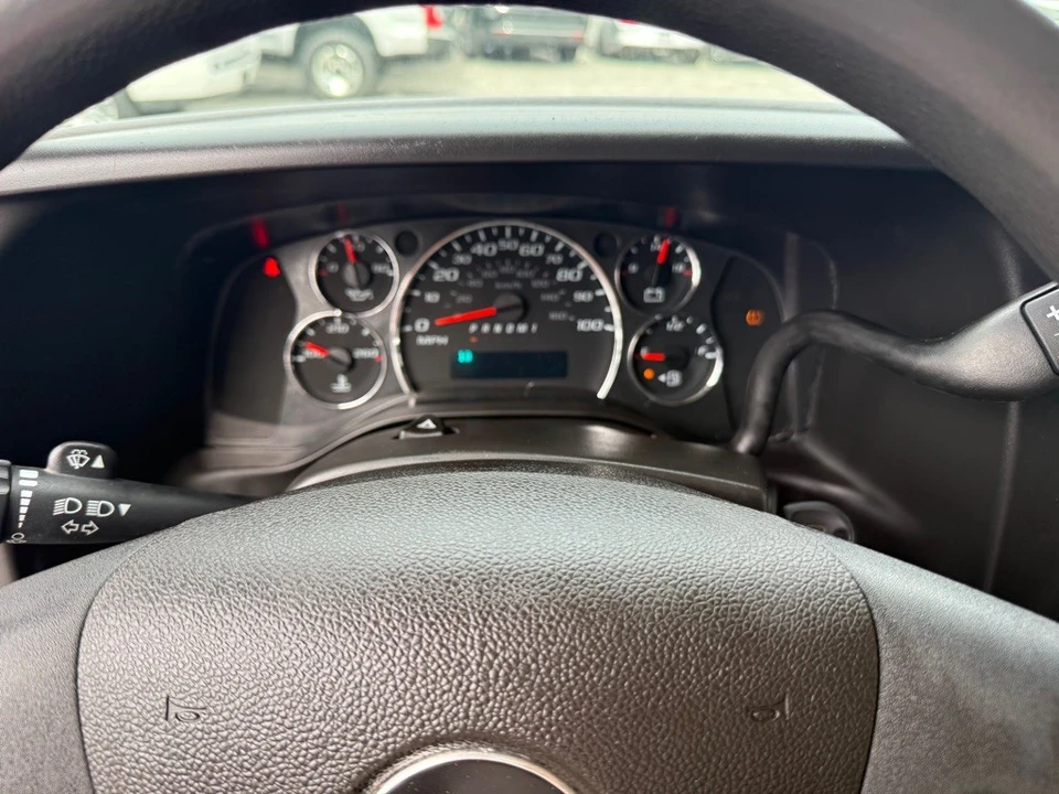 2020 Chevrolet Express - Image 16 of 21