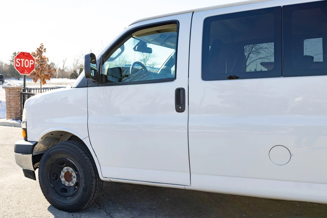 2020 Chevrolet Express - Image 3 of 12