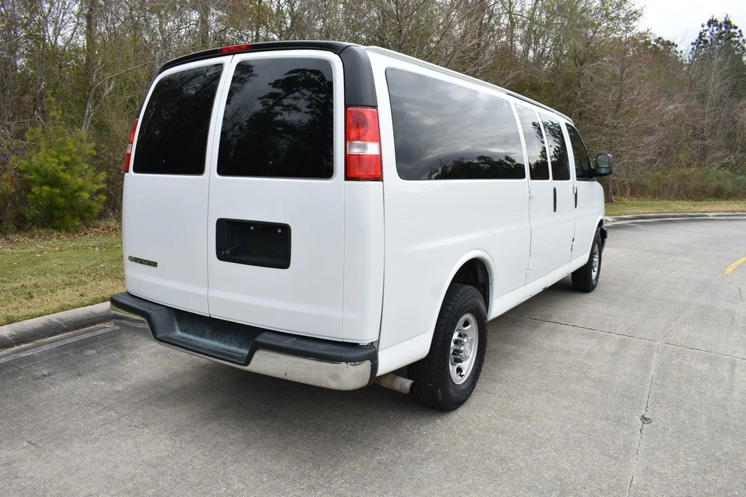 2020 Chevrolet Express - Image 4 of 20