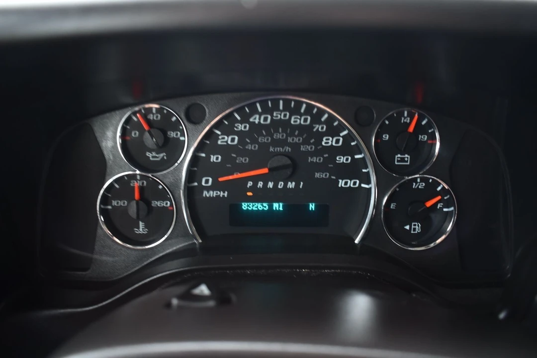 2020 Chevrolet Express - Image 10 of 20