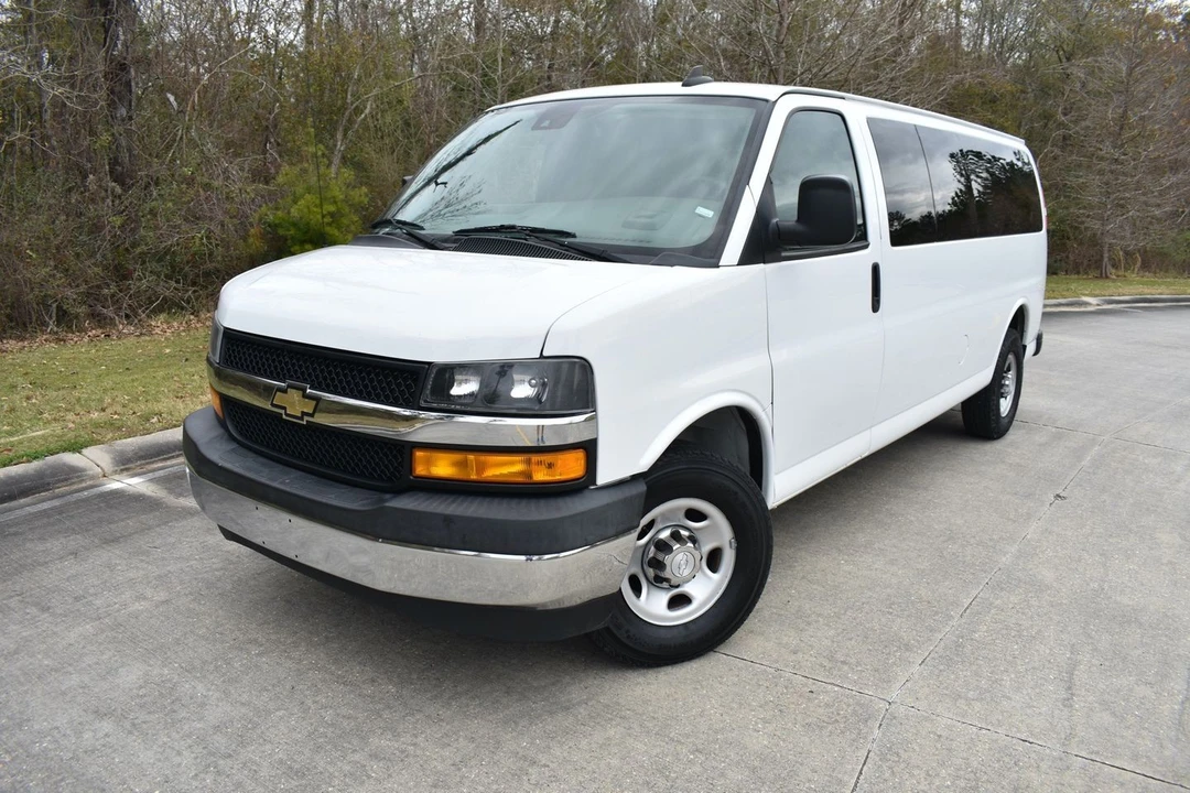 2020 Chevrolet Express - Image 6 of 20