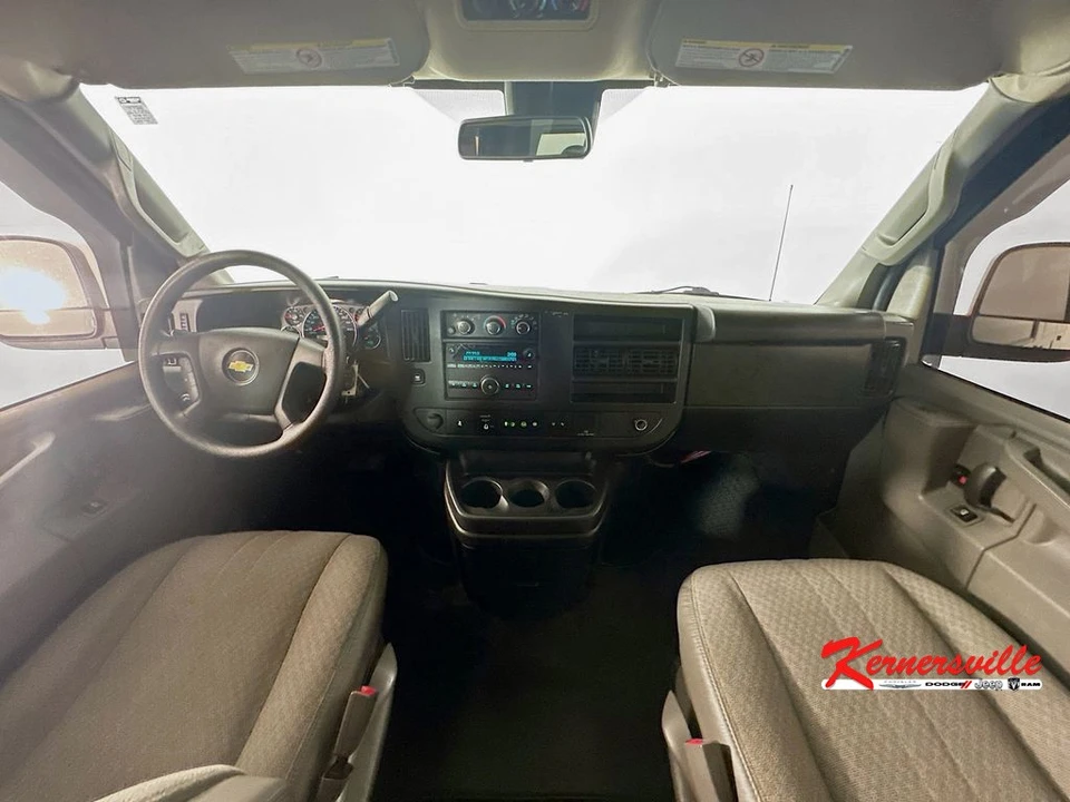 2020 Chevrolet Express - Image 10 of 21