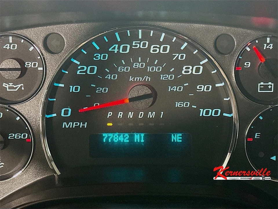 2020 Chevrolet Express - Image 15 of 21