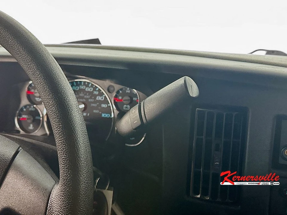 2020 Chevrolet Express - Image 16 of 21
