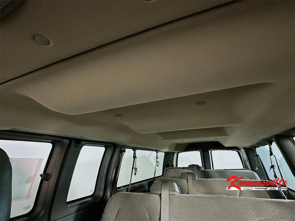 2020 Chevrolet Express - Image 20 of 21