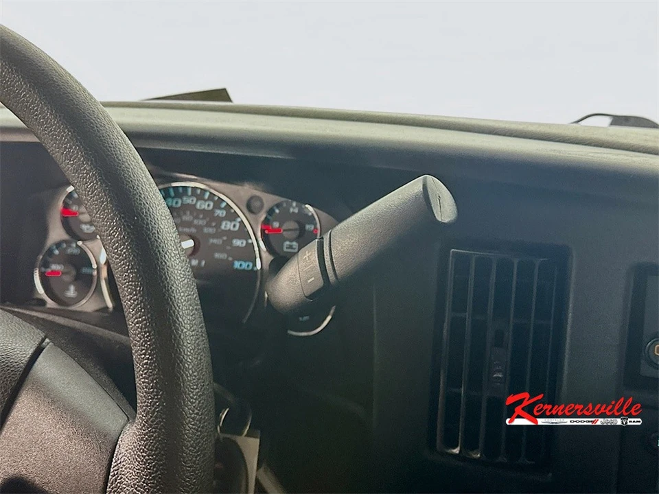 2020 Chevrolet Express - Image 16 of 21