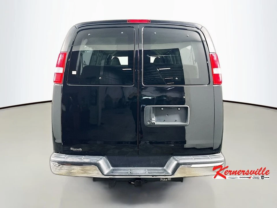 2020 Chevrolet Express - Image 6 of 21