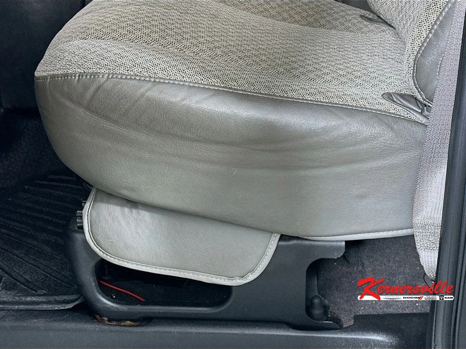 2020 Chevrolet Express - Image 21 of 21