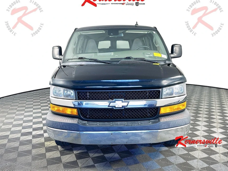 2020 Chevrolet Express - Image 2 of 12