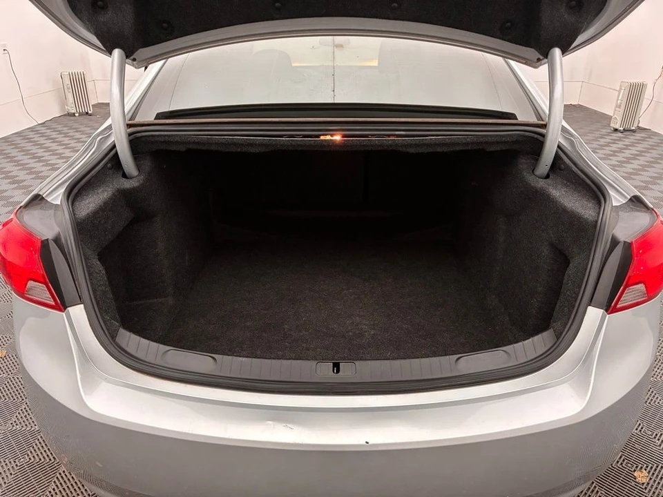 2020 Chevrolet Impala 10th Gen - Image 9 of 12